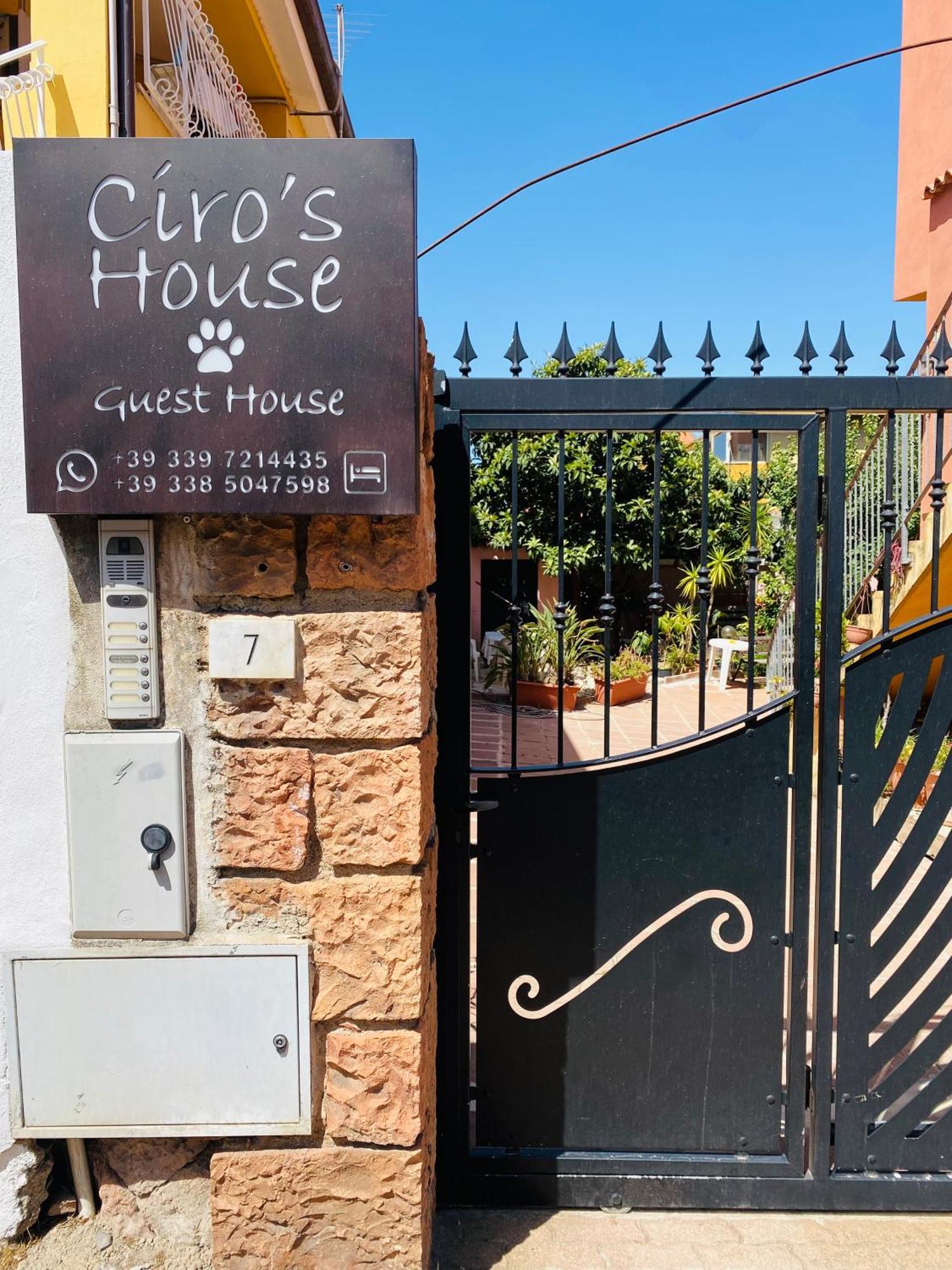 Affittacamere Ciro'S House Olbia Exterior foto